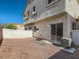 Photo #6: 2487704 Listing