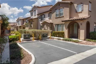 Photo #2: 2487749 Listing 