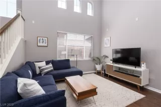 Photo #4: 2487749 Listing 