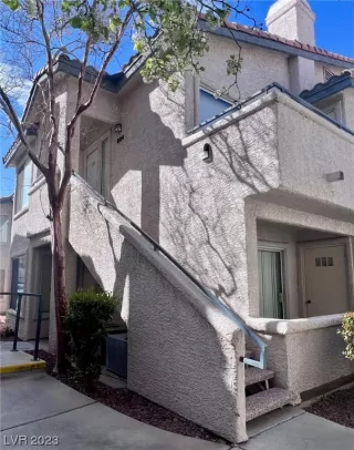 Photo #1: 2487755 Listing 