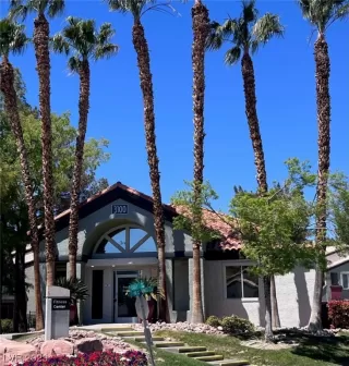 Photo #3: 2487755 Listing 