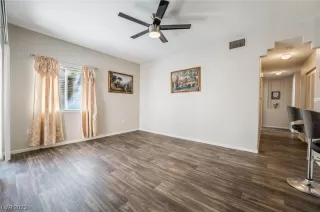 Photo #4: 2487762 Listing 
