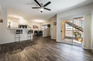 Photo #6: 2487762 Listing 