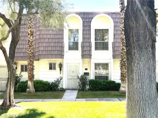 Photo #2: 2487810 Listing