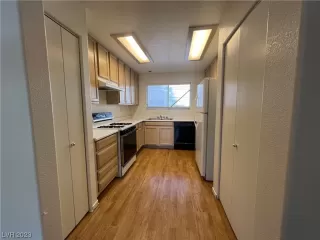 Photo #2: 2487820 Listing 