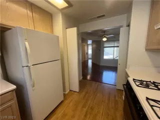 Photo #4: 2487820 Listing 