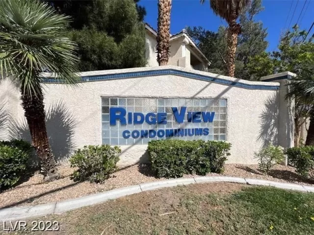 MLS: 2487880 Condo For Sale