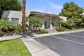 Photo #2: 2487880 Listing 