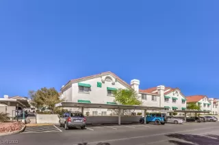 Photo #1: 2487972 Listing 