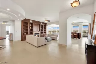 Photo #4: 2488001 Listing 