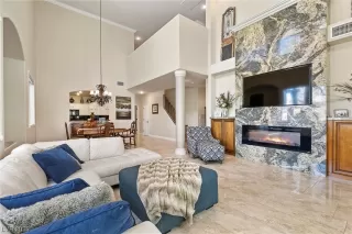 Photo #4: 2488084 Listing 