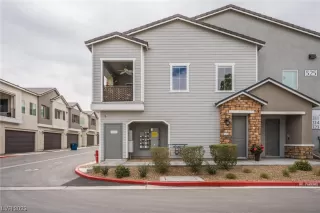 Photo #1: 2488125 Listing