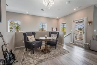 Photo #6: 2488125 Listing