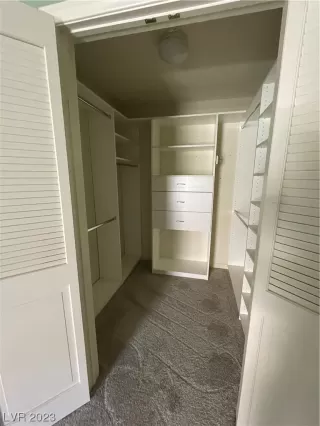 Photo #4: 2488139 Listing 