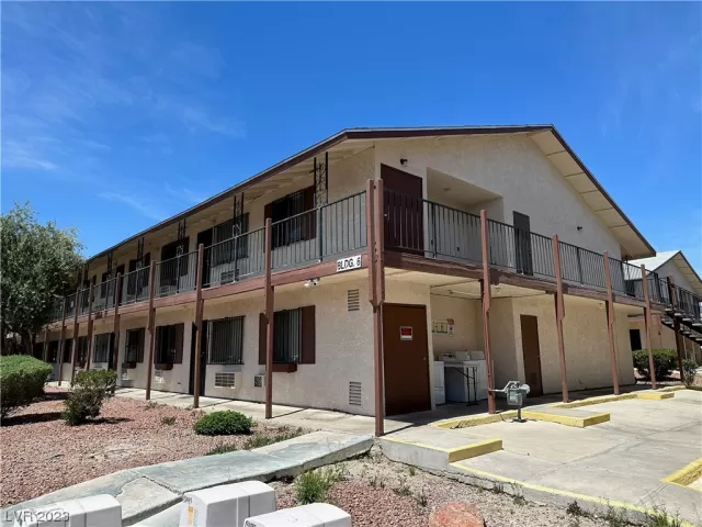 MLS: 2488187 Condo For Sale