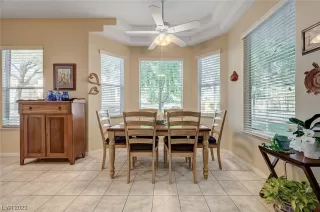 Photo #2: 2488212 Listing