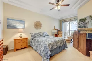 Photo #3: 2488212 Listing