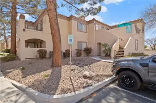 Photo #2: 2488213 Listing