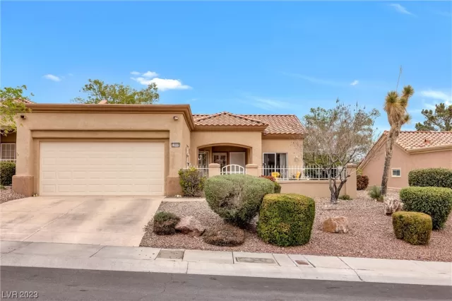 MLS: 2488231 Condo For Sale