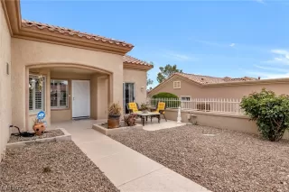 Photo #2: 2488231 Listing