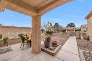 Photo #6: 2488231 Listing