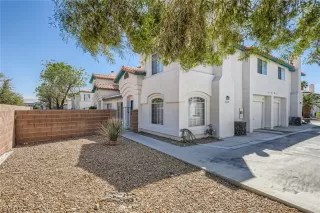 Photo #2: 2488281 Listing 