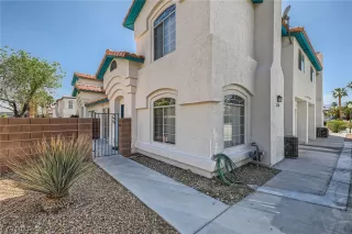 Photo #4: 2488281 Listing 