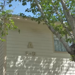 Photo #2: 2488300 Listing 