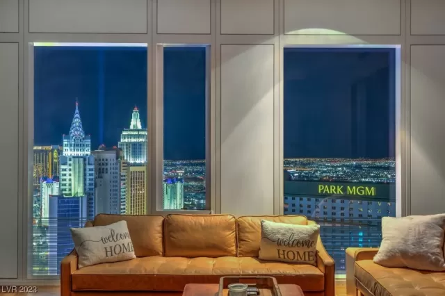 MLS: 2488366 Condo For Sale