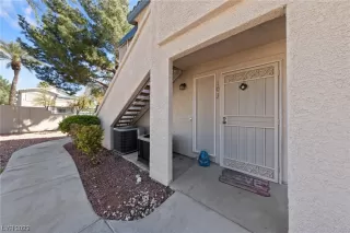 Photo #1: 2488388 Listing