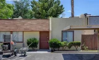 Photo #1: 2488404 Listing 