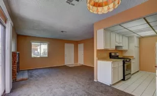 Photo #4: 2488404 Listing 