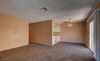 Photo #5: 2488404 Listing 