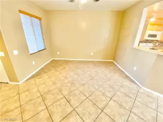 Photo #2: 2488408 Listing 