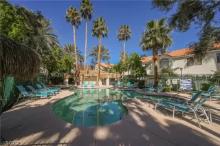 Photo #1: 2488410 Listing