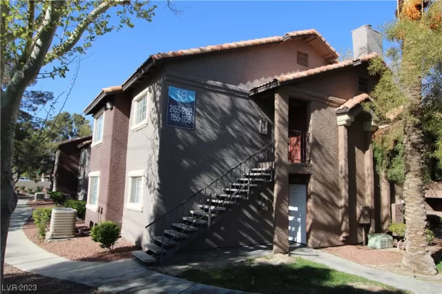 MLS: 2488418 Condo For Sale