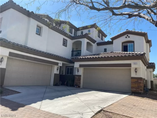 MLS: 2488425 Condo For Sale