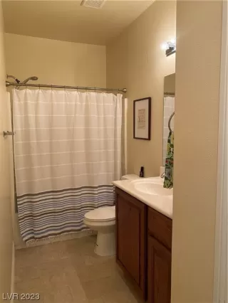 Photo #4: 2488425 Listing 