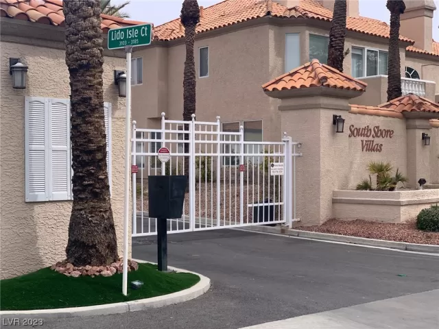 MLS: 2488450 Condo For Sale