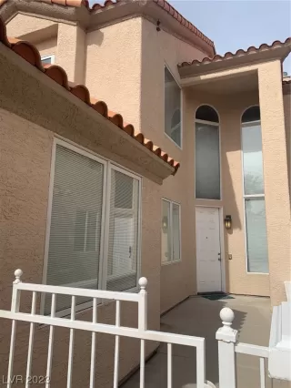 Photo #4: 2488450 Listing 