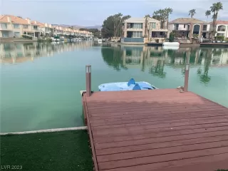 Photo #6: 2488450 Listing 