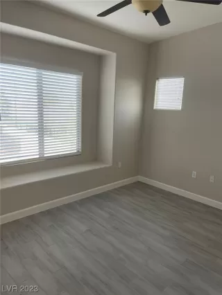 Photo #5: 2488458 Listing 