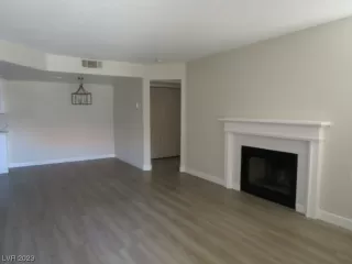 Photo #3: 2488482 Listing 