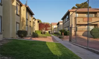 Photo #1: 2488491 Listing