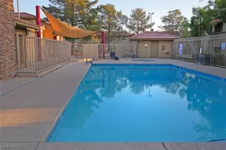 Photo #2: 2488491 Listing