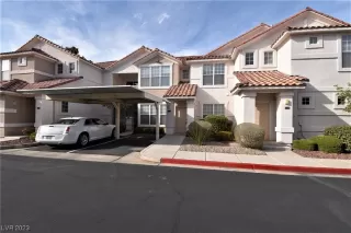 Photo #2: 2488527 Listing 