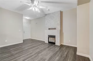 Photo #6: 2488596 Listing