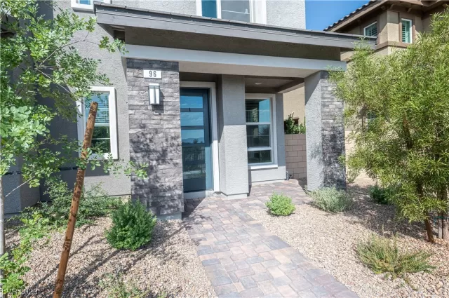 MLS: 2488608 Condo For Sale