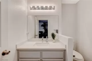 Photo #6: 2488616 Listing 