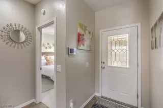 Photo #4: 2488643 Listing 